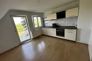 Preiswertes 6-Raum-Mehrfamilienhaus mit EBK in Bühl-Eisental – Horrenbacher Straße 21, 77815 Rastatt (Kreis) – Vorschaubild 6