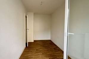 Helle 3-Raum-Wohnung im 1. Obergeschoss – 8525 Bahnhofsvorstadt, Plauen – Vorschaubild 12