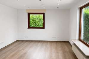 Modernisierte 4-Zi.-Wohnung mit Terrasse im Zweifamilienhaus, S-Bahn fußläufig – Liststraße 11, 71336 Waiblingen – Vorschaubild 5