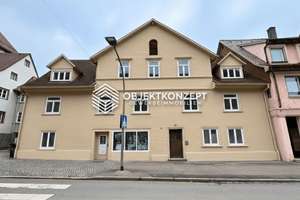 Charmantes Denkmalobjekt mit Gewölbekeller und modernen Wohneinheiten im Stadtkern