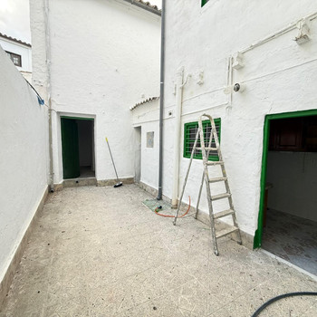 EXKLUSIVES HAUS IN ALAMEDA PUEBLO