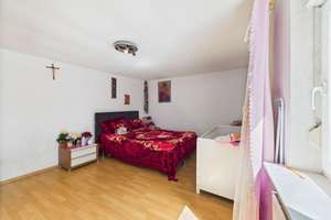 Zweifamilienhaus mit individuellem Charme und großem Entwicklungspotenzial in Echzell – Die vollständige Adresse der Immobilie erhältst du vom Anbieter., 61209 Echzell – Vorschaubild 15
