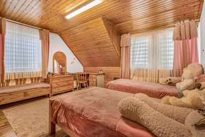 Property thumbnail 12