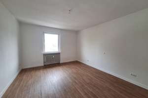 Große helle 5 ZKB Wohnung mit Balkon - sofort verfügbar – Niederberger Höhe 10, 56077 Niederberg, Koblenz – Vorschaubild 9
