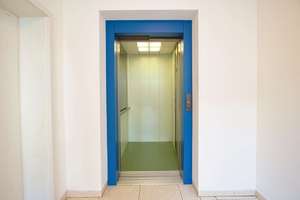 +++Komfortabel im 4. Obergeschoss: Vermietete 3-Zimmerwohnung mit Balkon und Aufzug in DD-Löbtau+++ – Die vollständige Adresse der Immobilie erhältst du vom Anbieter., 1159 Löbtau-Nord, Dresden – Vorschaubild 6