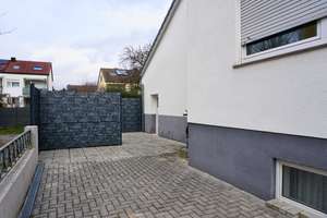 Wohnhaus mit 3 Wohneinheiten und Garten – Die vollständige Adresse der Immobilie erhältst du vom Anbieter., 76744 Wörth am Rhein – Vorschaubild 3