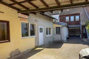 Wohnen, Vermieten, Entwickeln: Mehrfamilienhaus, Zweifamilienhaus mit Scheune – Die vollständige Adresse der Immobilie erhältst du vom Anbieter., 53115 Endenich, Bonn – Vorschaubild 3