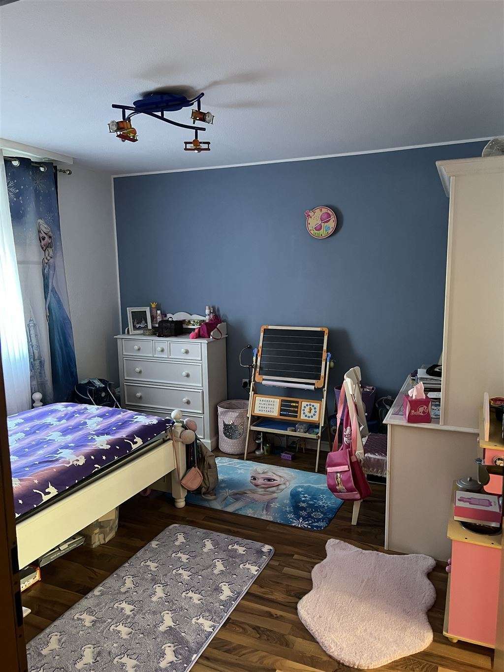 Immobilie in Ulm - Lichtdurchflutete 4-Zimmer-Stadtwohnung in ruhiger Lage – Ulm Mitte, mit Erbbaurecht - Bild 2