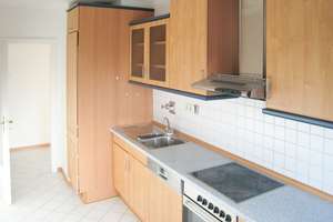 Kapitalanlage mit Perspektive: Vermietete 2,5 Zimmer mit Balkon – Die vollständige Adresse der Immobilie erhältst du vom Anbieter., 23554 Sankt Lorenz Nord, Lübeck – Vorschaubild 3