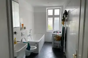 Property thumbnail 9