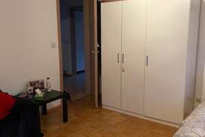 Praktisch nutzbares Haus in Stuttgart Bad Cannstatt – Ebitzweg 20, 70374 Winterhalde, Stuttgart – Vorschaubild 3