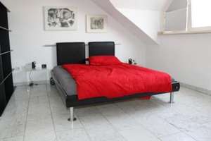 INPREX-IMMO GmbH - Helles Penthouse mit ruhigem Süd-Westbalkon, Kamin, 2 Bäder, Galerie etc. – Erlengrund 2, 50997 Rondorf, Köln – Vorschaubild 15