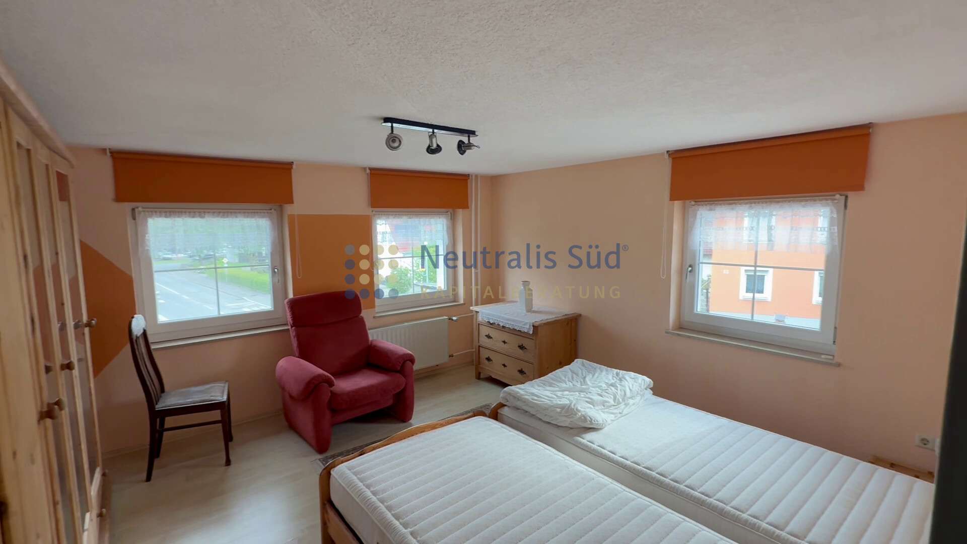 Immobilie in Wolfegg - Wunderschönes Bauernhaus auf 1.325 m² Grund mit gepflegtem Garten und Gartenhaus (frei zur Übergabe) - Bild 5