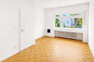 BESTE GRUNEWALDLAGE AM HAGENPLATZ + SÜDLICHES PARKGRUNDSTÜCK + 8 ZIMMER + POOLNUTZUNG + GARAGE – Die vollständige Adresse der Immobilie erhältst du vom Anbieter., 14193 Grunewald, Berlin – Vorschaubild 6