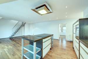 Property thumbnail 6