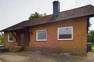 Erstbezug nach Sanierung: 3,5-Raum-Einfamilienhaus mit geh. Innenausstattung  – Kerpener Straße 12, 52388 Düren (Kreis) – Vorschaubild 1