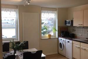 Sehr schöne möblierte 2-Raum Dachgeschosswohnung mit Eckwanne, Einbauküche und Pkw-Stellplatz...!!! – August-Bebel-Str. 0, 18055 Stadtmitte, Rostock – Vorschaubild 7