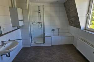 2,5-Zimmer Dachgeschosswohnung in Rüttenscheid inkl. hochwertiger Einbauküche – Christophstraße 10, 45130 Rüttenscheid, Essen – Vorschaubild 4
