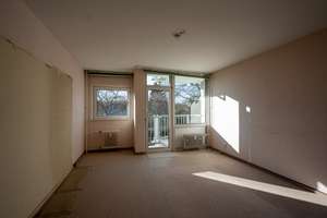 Helle 3-Zimmer-Wohnung mit Balkon in zentraler Lage – Theodor-Heuss-Ring 19, 51377 Steinbüchel, Leverkusen – Vorschaubild 2