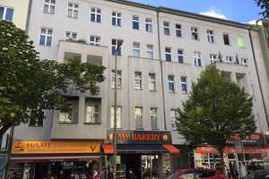 Schöne, geräumige ein Zimmer Wohnung in Berlin, Charlottenburg – Berlin – Vorschaubild 1