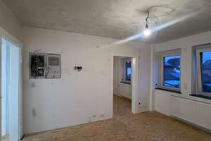 Modernisierte 2-Zimmer-Wohnung mit zusätzlichem Mansardenzimmer in ruhigem Zweifamilienhaus  – Distelbeckhof 123, 45327 Katernberg, Essen – Vorschaubild 9