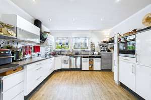 WIEDER VERFÜGBAR - Modernisierter Flachdach-Bungalow mit Wintergarten und Wohlfühlgarten – Die vollständige Adresse der Immobilie erhältst du vom Anbieter., 26409 Wittmund – Vorschaubild 4