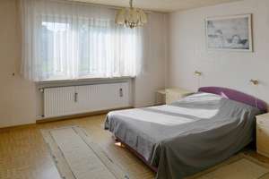 Fuldabrück-Dennhausen... Freistehendes 2-Familienhaus mit Garage – Die vollständige Adresse der Immobilie erhältst du vom Anbieter., 34277 Fuldabrück – Vorschaubild 3