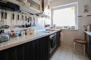 Wird bezugsfrei! 3-Zimmer-Wohnung mit Balkon und Tiefgarage im Herzen von Berlin Zehlendorf – Die vollständige Adresse der Immobilie erhältst du vom Anbieter., 14167 Zehlendorf, Berlin – Vorschaubild 5