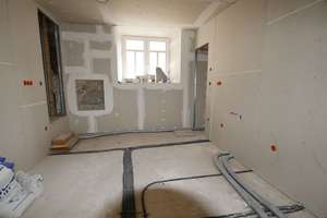 Mehrfamilienhaus mit vier Wohnungen – Die vollständige Adresse der Immobilie erhältst du vom Anbieter., 98663 Hellingen – Vorschaubild 8