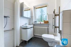 Familienfreundliches Haus mit Garten und Renovierungsbedarf – Rendsburg-Eckernförde (Kreis) – Vorschaubild 4