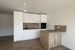 NEUBAU - Lichtdurchflutete 2 Zimmer Wohnung mit Einbauküche – Ludenberger Straße 21, 40629 Ludenberg, Düsseldorf – Vorschaubild 1