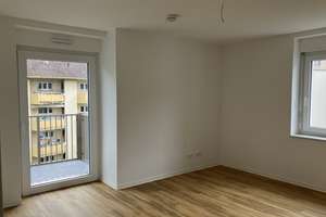 Erstbezug nach Modernisierung: großzügige Vier-Zimmer-Wohnung mit 3 Balkonen – Hildebrandstraße 30, 76227 Durlach, Karlsruhe – Vorschaubild 10