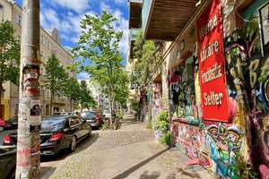 Im Samariterviertel – schönes Altbauhaus mit großem Balkon in ruhiger Lage – Rigaer Str. 39, 10247 Friedrichshain, Berlin – Vorschaubild 32