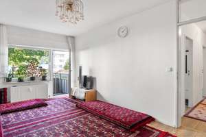 Gepflegte 2-Zimmer-Erdgeschoss-Wohnung mit Balkon in Neuburg – Die vollständige Adresse der Immobilie erhältst du vom Anbieter., 86633 Neuburg an der Donau – Vorschaubild 3