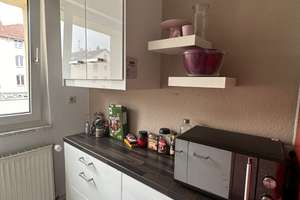 3 Zimmer Wohnung mit Balkon