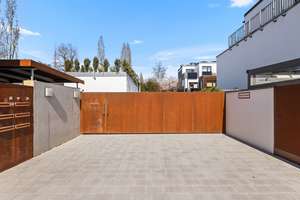 Besser als eine Penthouse Wohnung! 
Große Dachterrasse, schöner Garten, 
hohe Räume u. 2x TG-Plätz – Die vollständige Adresse der Immobilie erhältst du vom Anbieter., 93049 Westenviertel, Regensburg – Vorschaubild 35