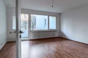 Schicke 2-Zi-Wohnung mit großem Balkon! – Goerdeler Str. 3, 65197 Wiesbaden – Vorschaubild 2