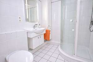 Fußläufig zum Stadtpark! Attraktive 2-Zi.-Endetagenwohnung mit XL-Balkon im Herzen von St.-Gertrud! – 23568 Sankt Gertrud, Lübeck – Vorschaubild 11