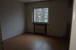 3 Zimmer Wohnung im 3. OG mit Balkon in Köln-Heimersdorf, provisionsfrei – Palmenweg 9, 50767 Heimersdorf, Köln – Vorschaubild 5