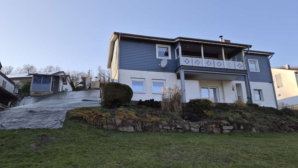 Immobilie in Söhrewald - 6-Zimmer Einfamilienhaus mit Garage in Söhrewald - Bild 2