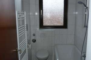 Ruhige und helle 3,5-Zimmer-DG-Wohnung in Bedingrade – Die vollständige Adresse der Immobilie erhältst du vom Anbieter., 45359 Bedingrade, Essen – Vorschaubild 4