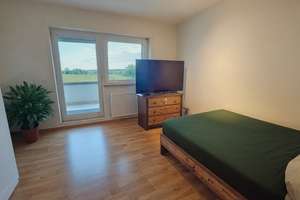 5-Zi.-Wohnung mit EBK, saniertem Bad, XL-Balkon und großzügigem Raumangebot – Die vollständige Adresse der Immobilie erhältst du vom Anbieter., 72766 Mittelstadt, Reutlingen – Vorschaubild 4