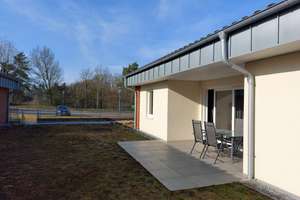 Traumhafter barrierefreier vollständig eingerichteter 3-Zimmer-Bungalow  – Schwimmbadallee 6, 21789 Wingst – Vorschaubild 25