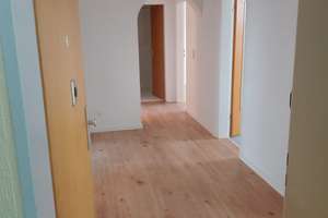 Ansprechende 3-Zimmer-Wohnung mit Balkon in Duisburg – Weissdornstraße 26, 47269 Großenbaum, Duisburg – Vorschaubild 4