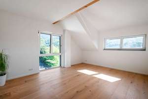 Eine sichere Entscheidung. Modernes Zweifamilienhaus, hochwertige Ausstattung, KfW55, Garten, Garage – Die vollständige Adresse der Immobilie erhältst du vom Anbieter., 79410 Badenweiler – Vorschaubild 25