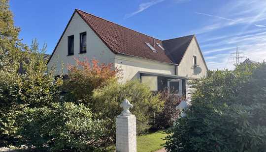 Bild von Teilvermietetes Zweifamilienhaus inkl. Baugrundstück in Schwanewede-Beckedorf zu verkaufen