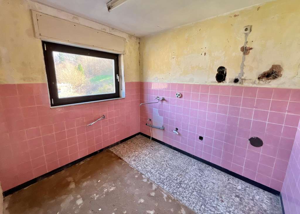 Immobilie in Contwig - Familienhaus mit großem Grundstück - Bild 3