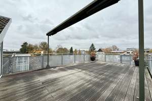 Exklusive Wohnung mit großzügiger Dachterrasse - urbanes Wohnen mit besonderem Flair