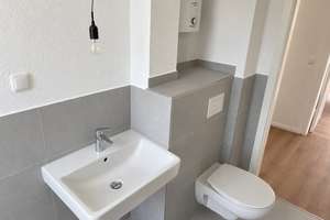Frisch modernisierte 2-Zimmer-Wohnung in Kiel-Suchsdorf | WG-geeignet – Sylter Bogen 18, 24107 Suchsdorf, Kiel – Vorschaubild 8