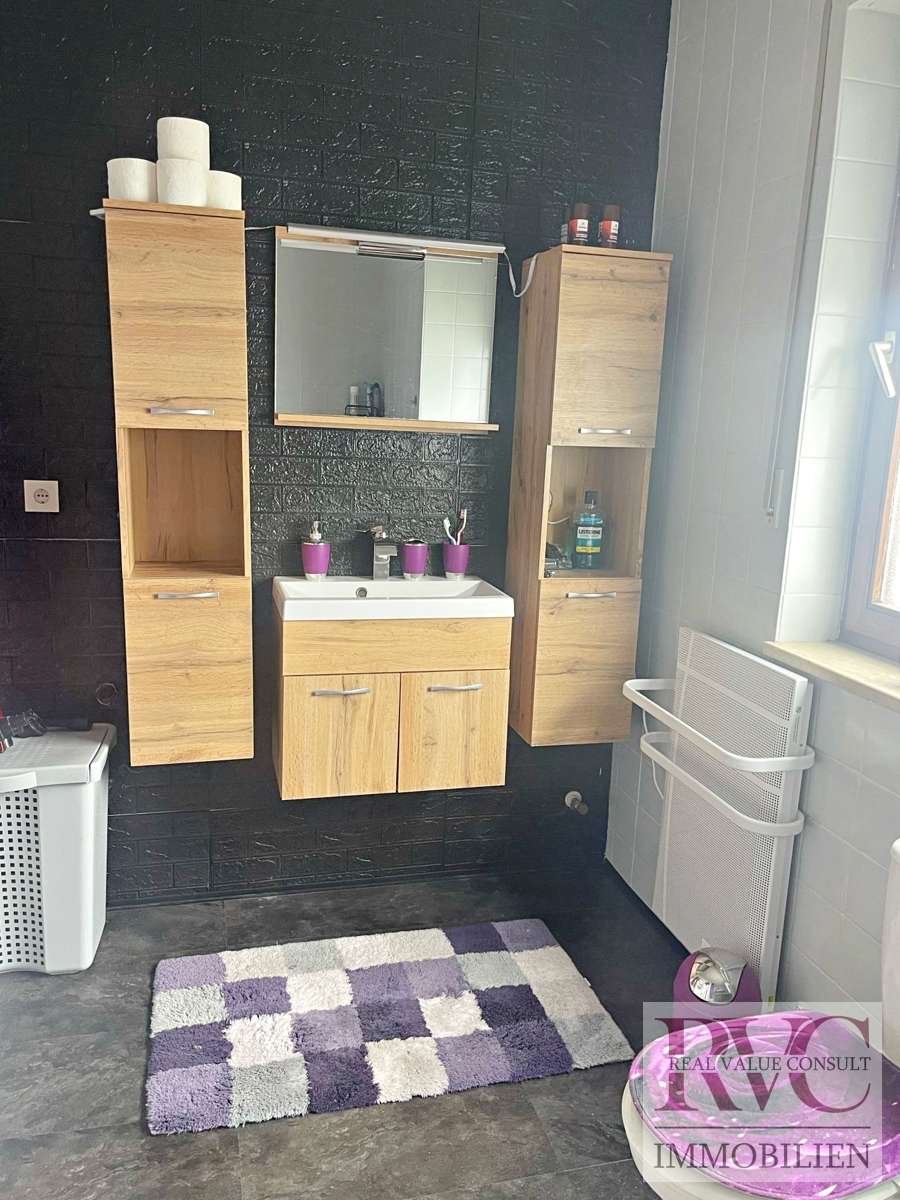 Immobilie in Ainring - Traumhafter Blick in die Berge - große Sonnenterrasse, oberstes Geschoss - Tiefgarage inklusive! - Bild 2